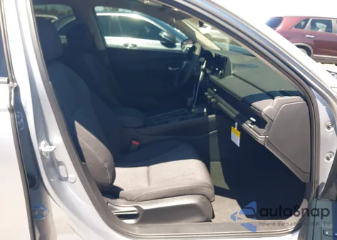 2025 Honda Accord Se z USA, uszkodzony, nr VIN 1HGCY1F42SA052606